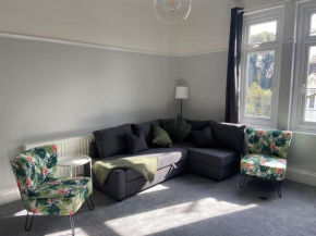 Large Boutique Self Catering Southsea Holiday Flat